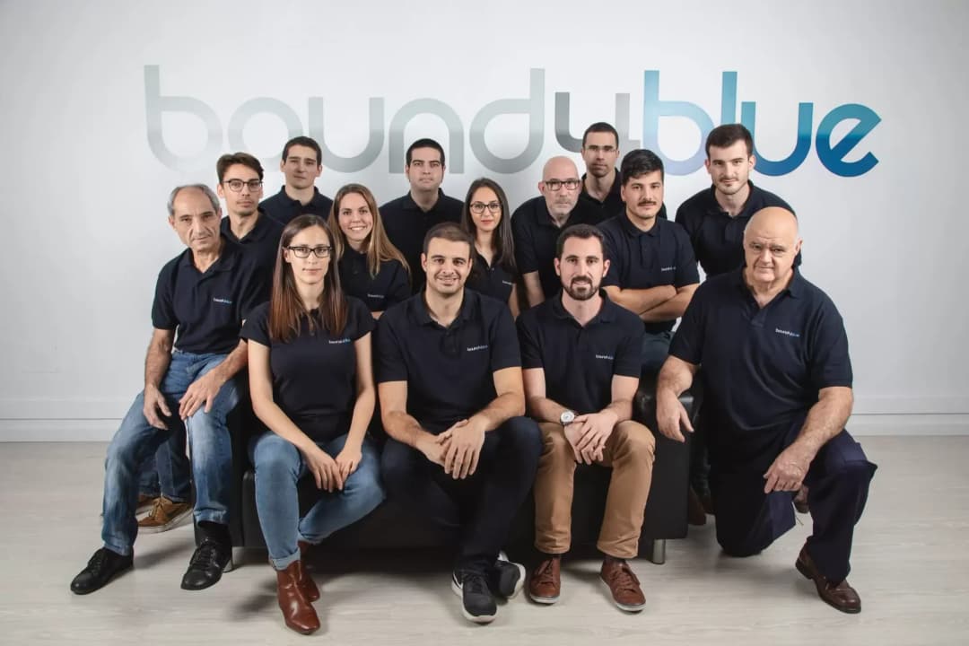 Hands holding each other